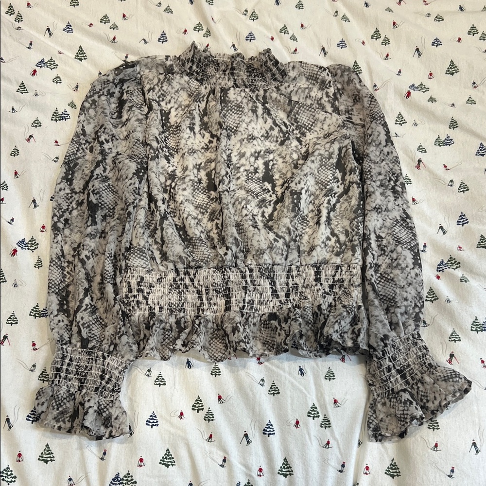 Japna Black and Gray Patterned Blouse